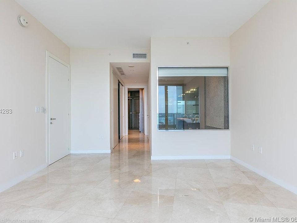 1st image of 200 S Biscayne Blvd #4607
