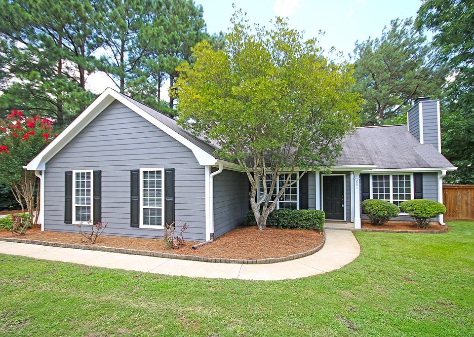 2nd image of 201 Timber Ridge Dr