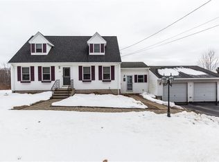 203 Gleaner Chapel Rd, Scituate, RI 02857