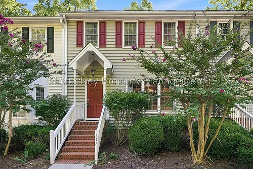 217 Riverwalk Cir Photo 1