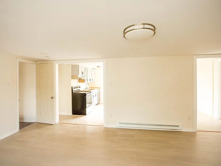 516 Market St — Photo 6