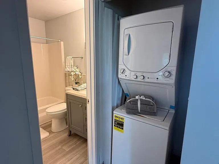 939 Chase Ct — Photo 22