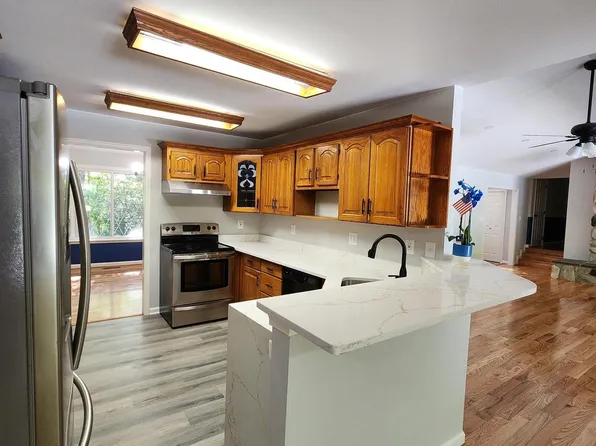 55 Clay Hammond Rd, Prince Frederick, MD 20678