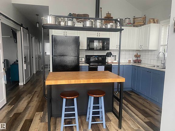 5th image of 633 Lakeside Point E