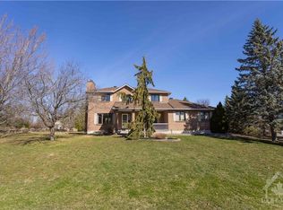 1294 Tintern Dr, Ottawa, ON K4P1B3