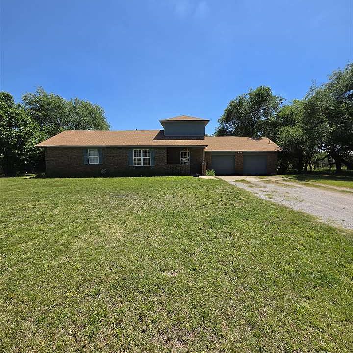 1st image of 282187 Oliver Dr