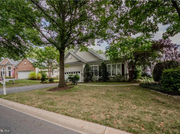 607 Martin Dr, Avondale, PA 19311