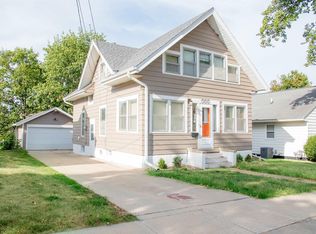 903 I Ave, Grundy Center, IA 50638