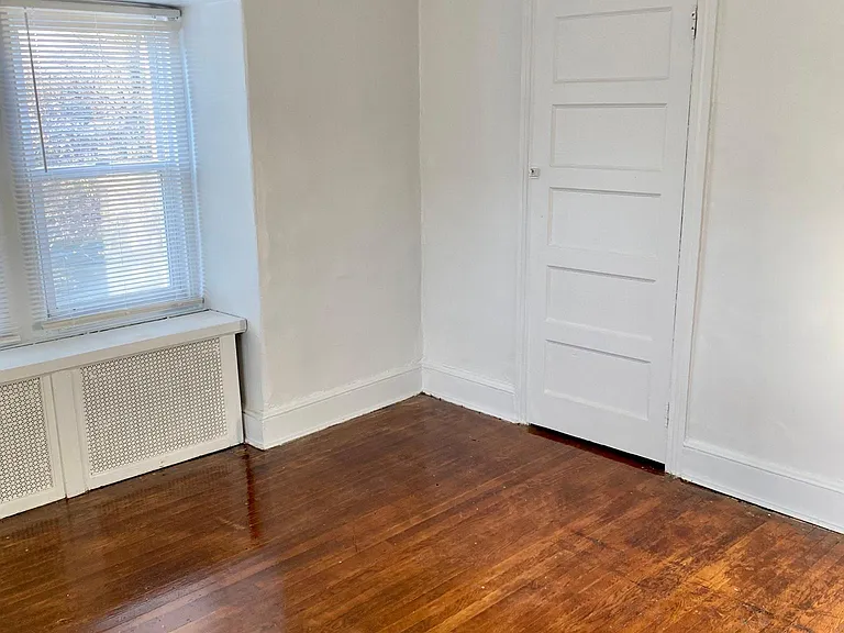 504 E Johnson St #3 — Photo 8