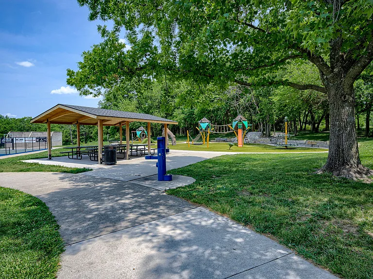 Home is 1 block away from Pleasant Lea Park, Pleasant Lea Elementary and Middle Schools, walking distance to all three!