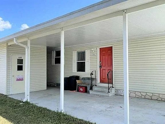 2nd image of 14233 De Luna St