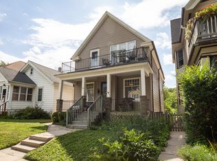 3447 N Newhall St #B, Milwaukee, WI 53211