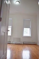 Rented by King Zone Realty Inc