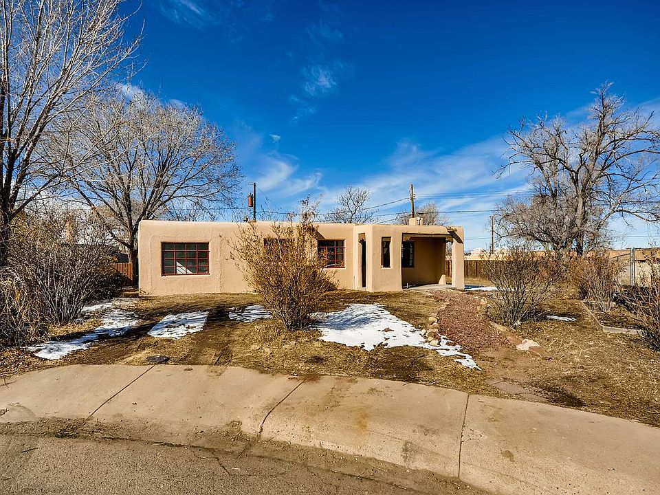 1st image of 1407 Monterey Pl