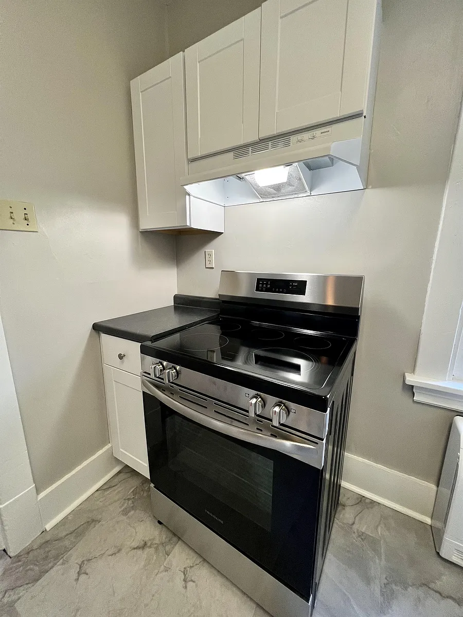 Building Photo - 482 Fair Ave #1