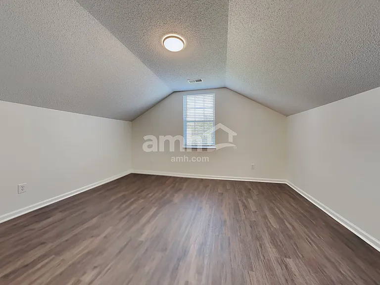 118 Larkspur Dr — Photo 16