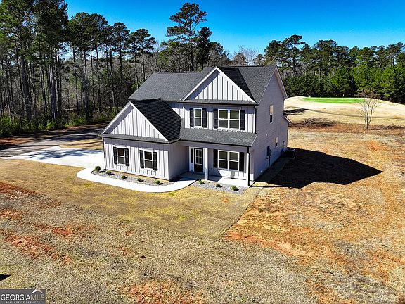2nd image of 705 Riverside Ests
