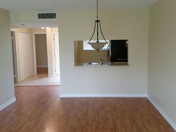 3rd image of 1236 S Military Trl APT 1513