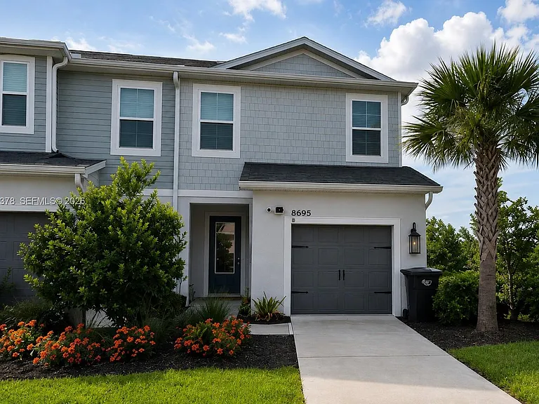 8695 Canyon Creek Trl — Photo 1