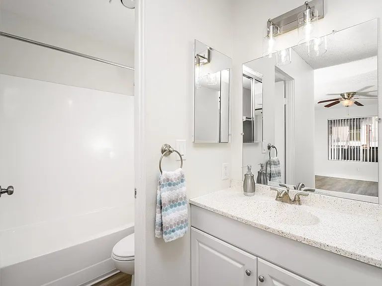 Antone Apartments — Photo 48