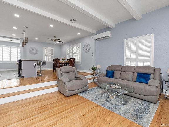 4th image of 130-71 226 Street