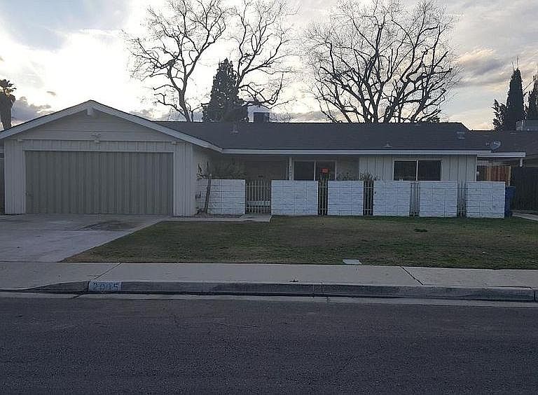 2nd image of 20045 Birchwood Ct