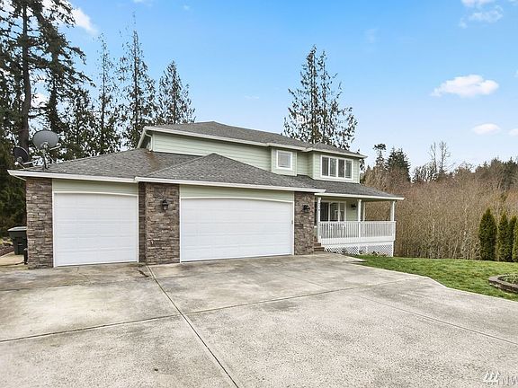 2nd image of 234 Saint James Ct