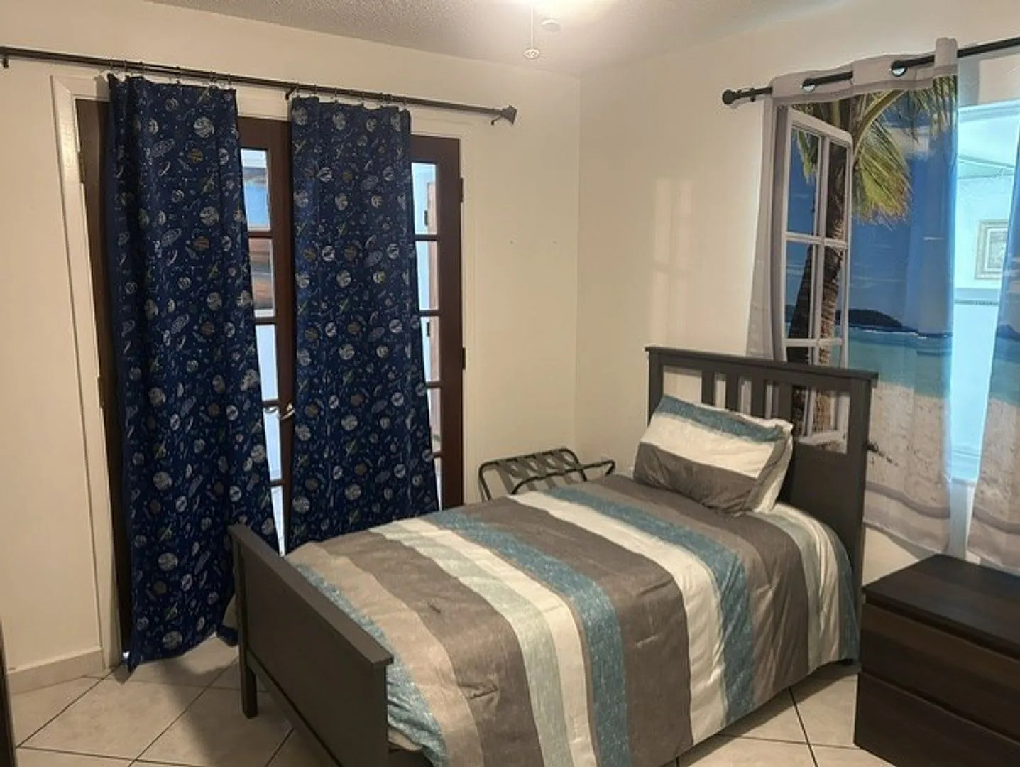 Fully furnished 3/2 available now! — Photo 4