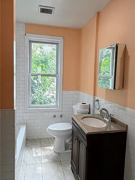 40 Atlantic Ave #2 — Photo 12