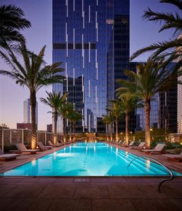 1000 W 8th St APT 3408, Los Angeles, CA, 90017