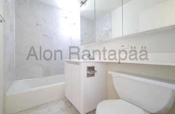 Rented by (Legacy) NY Quality Living Uptown | media 13