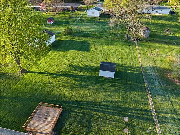 3rd image of 5851 Jaqui Ln