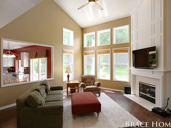 5th image of 3809 Goodwood Dr SE