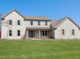 916 Saratoga Pkwy, Dundee, IL