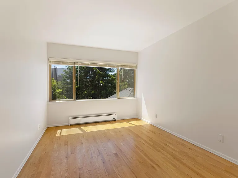 Century Terrace — Photo 18