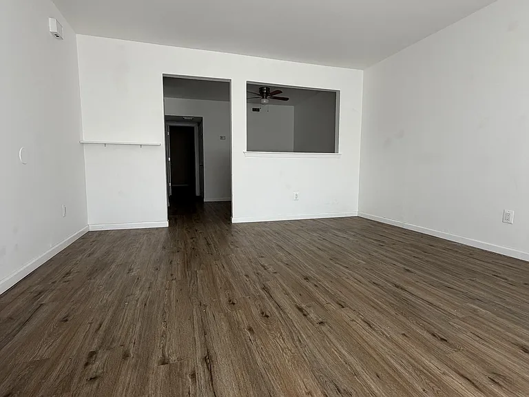1019 Oakwood Dr #A — Photo 2
