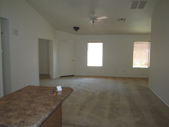 4th image of 42021 W Sunland Dr