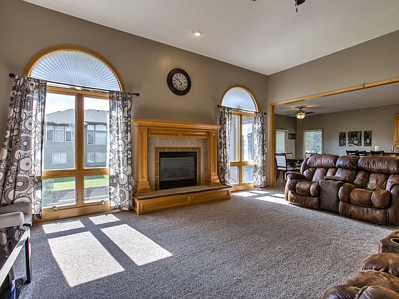 4th image of 3552 S 185th Ave