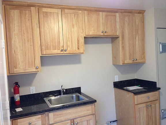 4th image of 465 Hale Ave #465