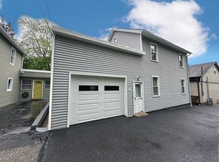 31-33 Long Hill Ave, Shelton, CT 06484