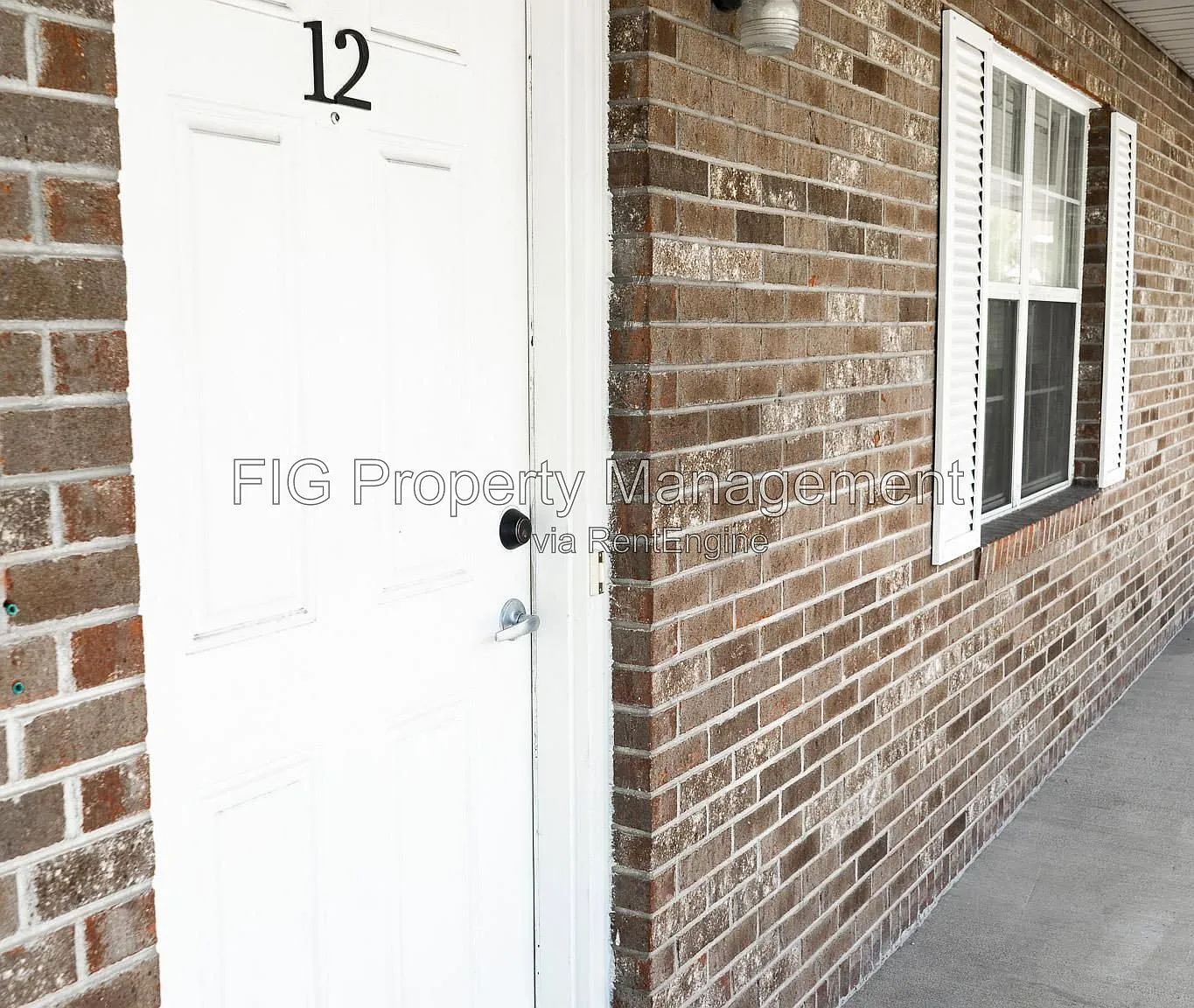 706 E Inskip Dr — Photo 1
