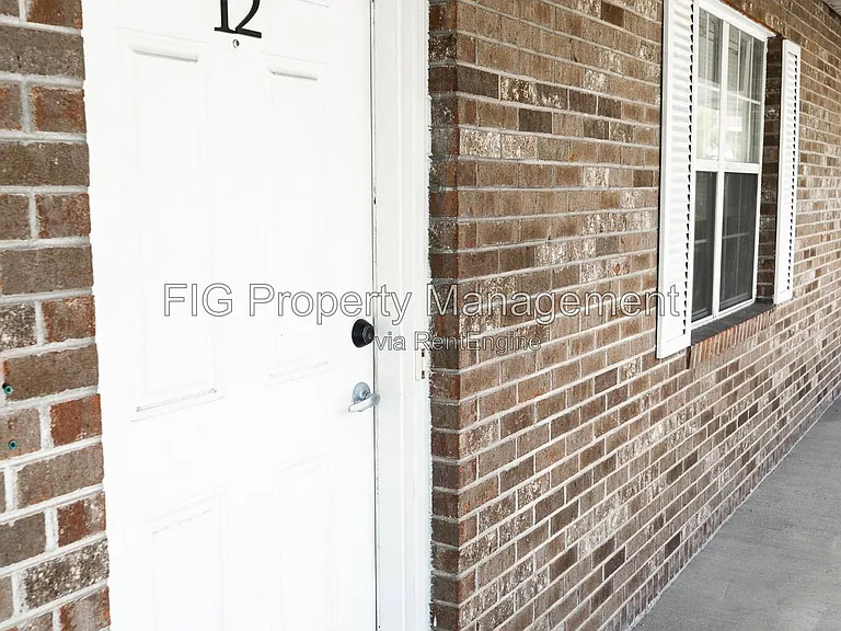 706 E Inskip Dr #12 — Photo 1
