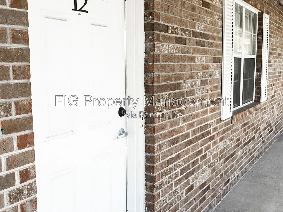 706 E Inskip Dr #12