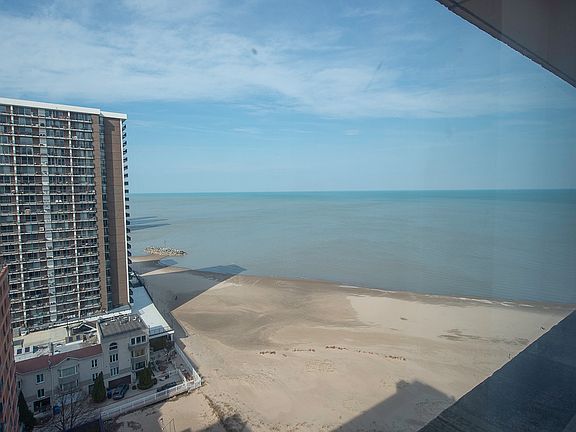 2nd image of 5801 N Sheridan Rd APT 18C