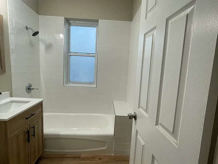 7556 S Langley Ave #1 — Photo 27