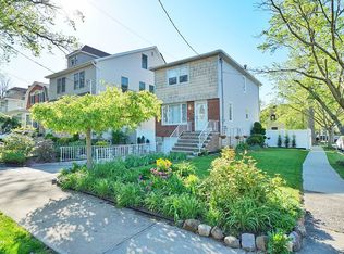 7676 Amboy Rd, Staten Island, NY 10307