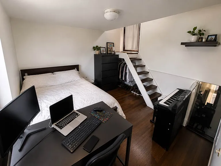168 Stanton St #5C — Photo 4