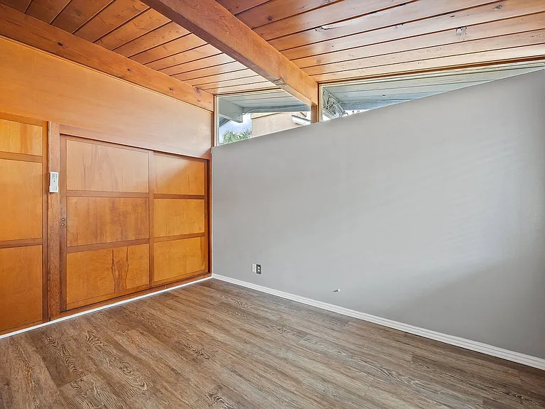 650 Mardina Way — Photo 15