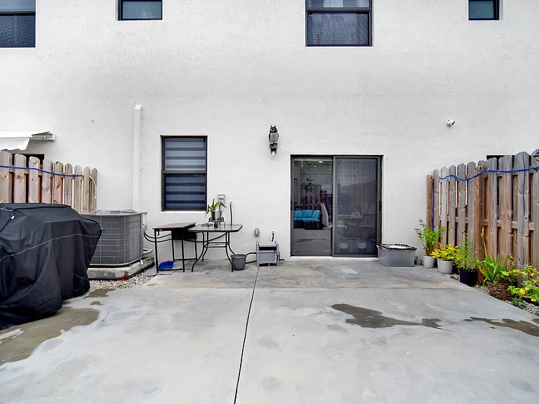 23461 SW 129th Pl — Photo 11