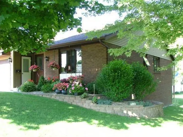 5153 Ridgeview Dr, Hudsonville, MI 49426